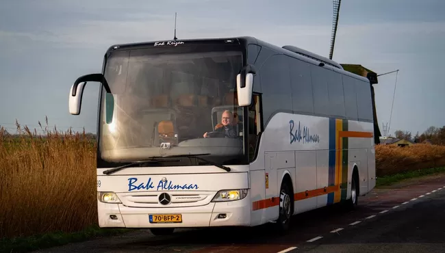 Wilt u een bus huren met chauffeur?