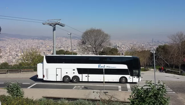 Touringcar met chauffeur huren bij Bak Reizen