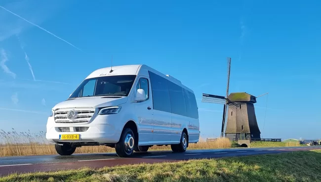 Met een kleine groep op stap? Huur een Midi bus